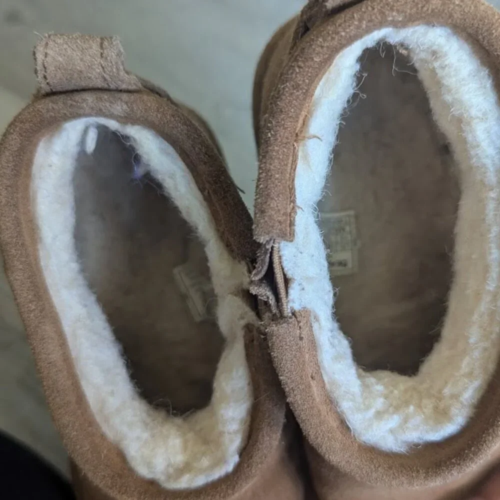 🐾 Bearpaw Shorty Snow Boots – Kids’ Size 13 Youth – Hickory